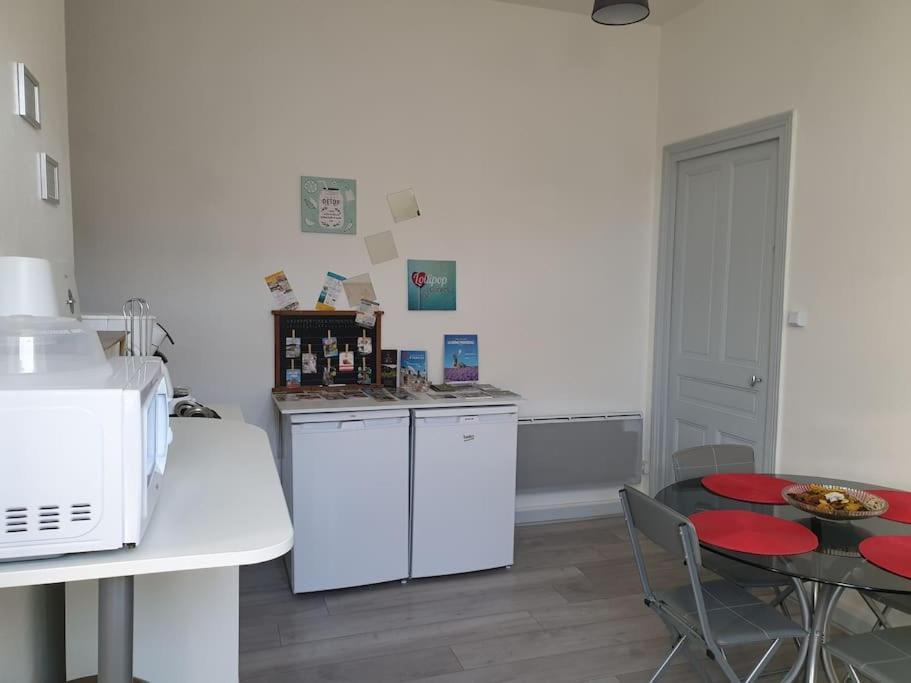Appartement Duplexe De 1 A 4 Chambres Privees Dans Maison Le Teil Екстериор снимка