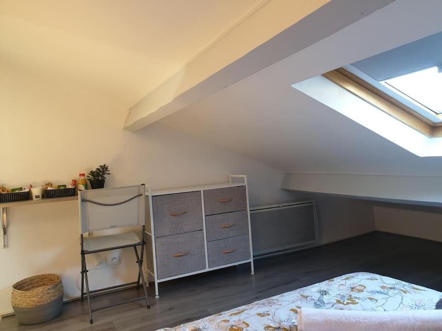 Appartement Duplexe De 1 A 4 Chambres Privees Dans Maison Le Teil Екстериор снимка